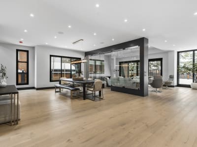 Luxury estate at 1016 Beverley Boulevard Southwest, Calgary, AB — photo 4
