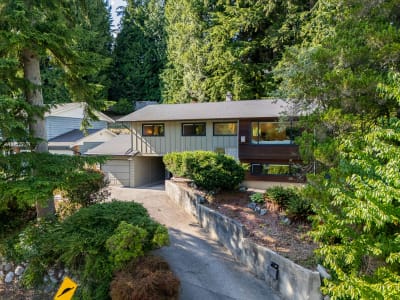 Luxury estate at 137 College Park Way, Port Moody, BC — photo 15