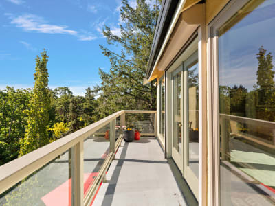 Luxury estate at 1019 Terrace Avenue, Victoria, BC — photo 23