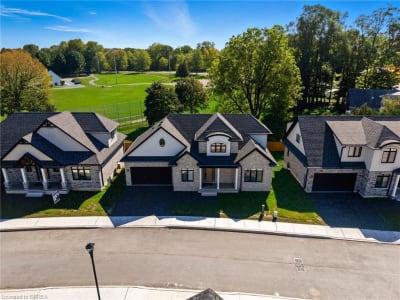 Luxury estate at 242 Mount Pleasant Street, Brantford, ON — photo 10