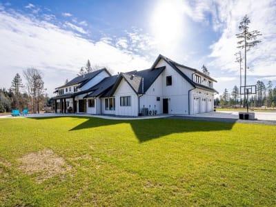 Luxury estate at 5180 Willis Way, Courtenay, BC — photo 3