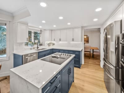 Luxury estate at 76 Stradbrooke Way Southwest, Calgary, AB — photo 12