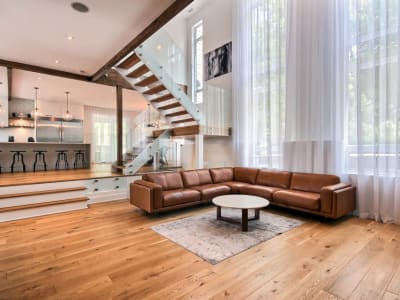 Luxury estate at 876 Rue des Bernaches, Mont Saint-Hilaire — photo 3