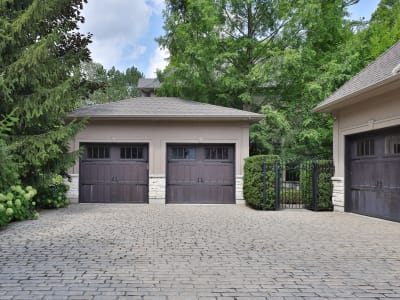 Luxury estate at 5047 Lakeshore Road, Burlington, ON — photo 8
