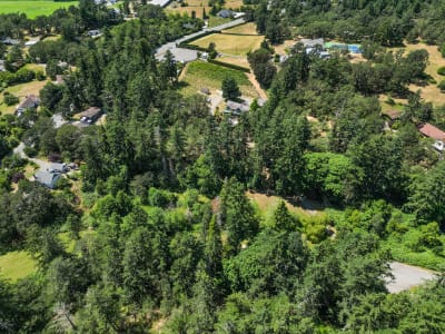 Luxury estate at 4740 Beaverdale Road, Victoria, BC — photo 6