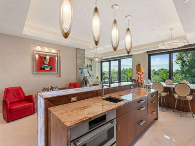 Luxury estate at 2245 Abbott Street, Kelowna, BC — photo 19