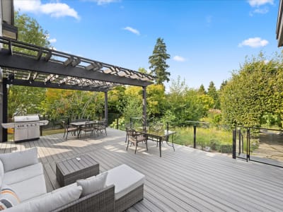 Luxury estate at 16505 26 Avenue, Surrey, BC — photo 7