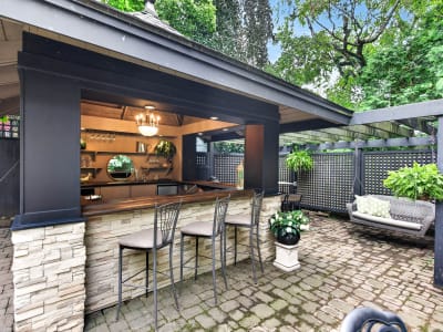 Luxury estate at 77 Claremont Drive, Hamilton, ON — photo 33