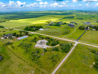 Luxury estate at 262060 Range Road 33, Rocky View, AB — photo 40