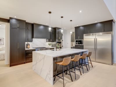 Luxury estate at 102 Cumming Court, Hamilton, ON — photo 18