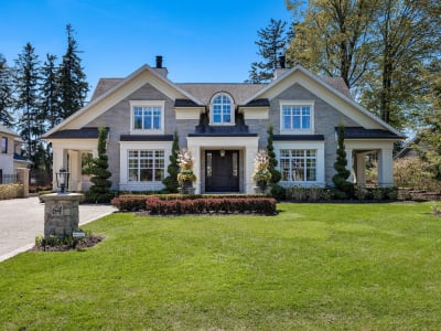 Luxury estate at 64 Brentwood Road, Oakville, ON — photo 2