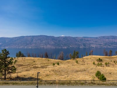 Luxury estate at 9814 Beacon Hill Crescent, Lake Country, BC — photo 12