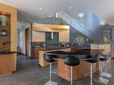 Luxury estate at 5308 Lakeshore Road, Kelowna, BC — photo 9
