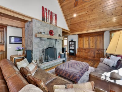 Luxury estate at 9 - 4805 Muskoka Road 169, Muskoka Lakes, ON — photo 10