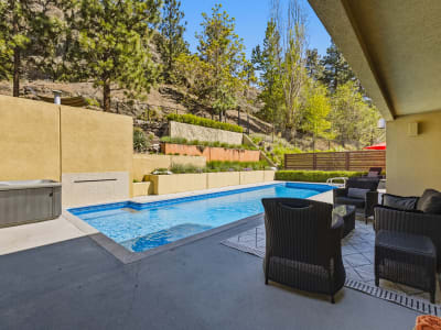 Luxury estate at 837 Mount Royal Drive, Kelowna, BC — photo 18