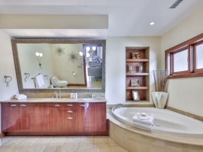 Luxury estate at 1188 Birchview Drive, Mississauga, ON — photo 13