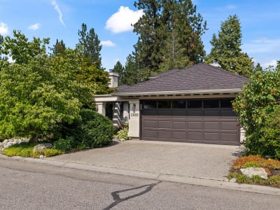 Luxury estate at 3889 Gallaghers Grange, Kelowna, BC — photo 1