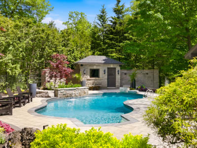 Luxury estate at 3205 Highpoint Court, Burlington, ON — photo 3
