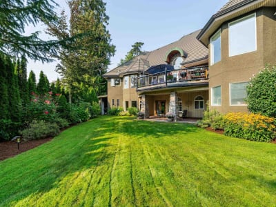 Luxury estate at 18638 54A Avenue, Surrey, BC — photo 32