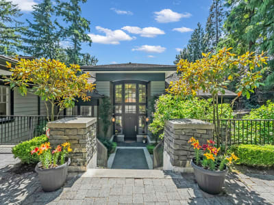 Luxury estate at 4668 Clovelly Walk, West Vancouver, BC — photo 6