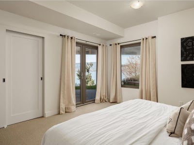 Luxury estate at 5560 Lakeshore Road, Kelowna, BC — photo 27