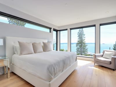 Luxury estate at 2611 Bellevue Avenue, West Vancouver — photo 11