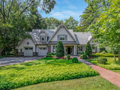 Luxury estate at 190 Donnelly Drive, Mississauga, ON — photo 4
