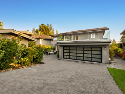 Luxury estate at 2449 Kings Avenue, West Vancouver, BC — photo 9