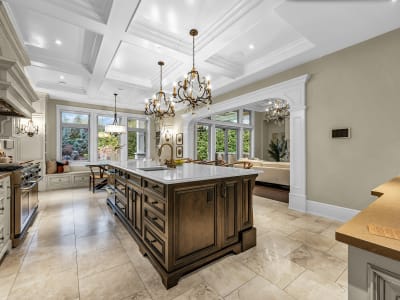 Luxury estate at 12055 265A Street, Maple Ridge, BC — photo 11