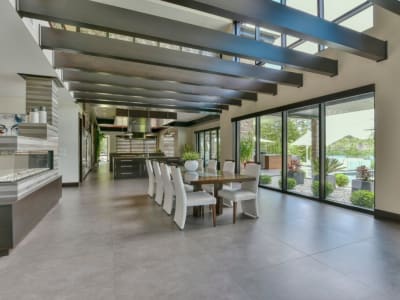 Luxury estate at 143 Ch des Quatorze-Iles, Saint-Hippolyte — photo 12