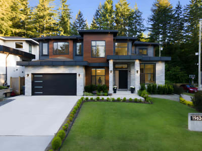 Luxury estate at 19624 31A Avenue, Langley Township, BC — photo 37