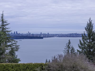 Luxury estate at 3722 Southridge Place, West Vancouver, BC — photo 19
