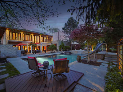 Luxury estate at 1188 Birchview Drive, Mississauga, ON — photo 3