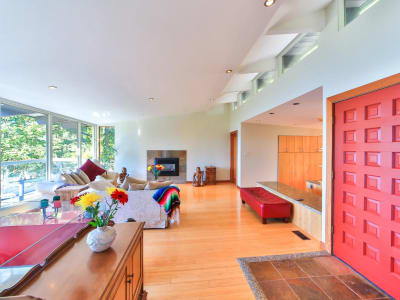Luxury estate at 170 Highview Place, Lions Bay, BC — photo 4