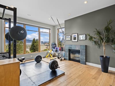Luxury estate at 837 Mount Royal Drive, Kelowna, BC — photo 16