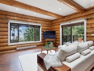 Luxury estate at 325 Bayview Road, Lions Bay, BC — photo 14