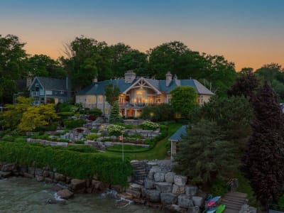 Luxury estate at 872 Whittier Crescent, Mississauga, ON — photo 38