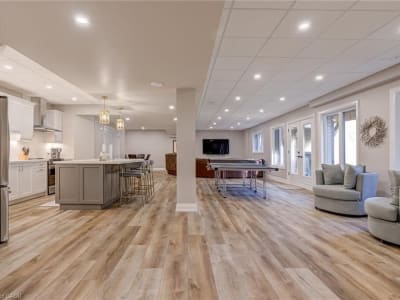 Luxury estate at 814 Binkley Road, Hamilton, ON — photo 11