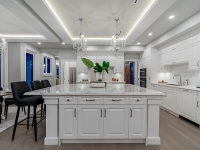 Luxury estate at 5417 Greentree Road, West Vancouver — photo 8