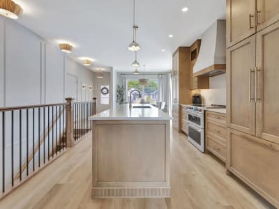 Luxury estate at 10 Macneil Court, Port Burwell, ON — photo 4
