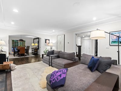 Luxury estate at 13877 32 Avenue, Surrey, BC — photo 9