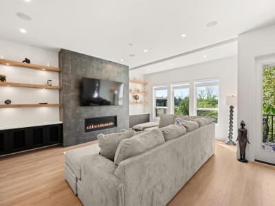 Luxury estate at 13575 Birdtail Drive, Maple Ridge, BC — photo 7