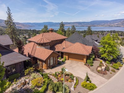 Luxury estate at 983 Westpoint Drive, Kelowna, BC — photo 1