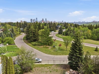 Luxury estate at 13838 Ravine Drive Northwest, Edmonton, AB — photo 8