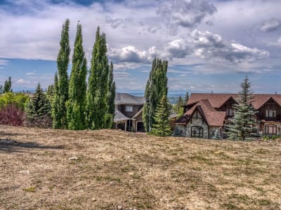 Luxury estate at 7695 Elkton Drive Southwest, Calgary, AB — photo 6