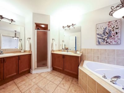 Luxury estate at 140 Humber Forest Court, Vaughan, ON — photo 18