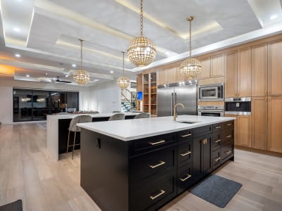 Luxury estate at 16850 106 Avenue, Surrey, BC — photo 9