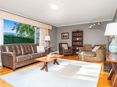Luxury estate at 2202 26 Street, Vernon, BC — photo 5