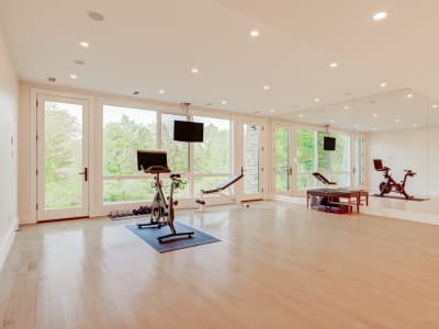Luxury estate at 1099 Mineral Springs Road, Hamilton, ON — photo 32
