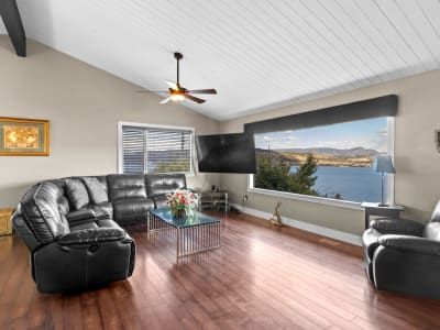 Luxury estate at 1084 Westside Road South, West Kelowna, BC — photo 8